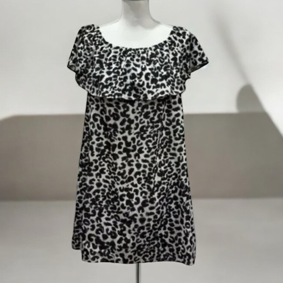 Sanctuary Dresses & Skirts - Leopard Print Sanctuary Off-Shoulder Shift Dress